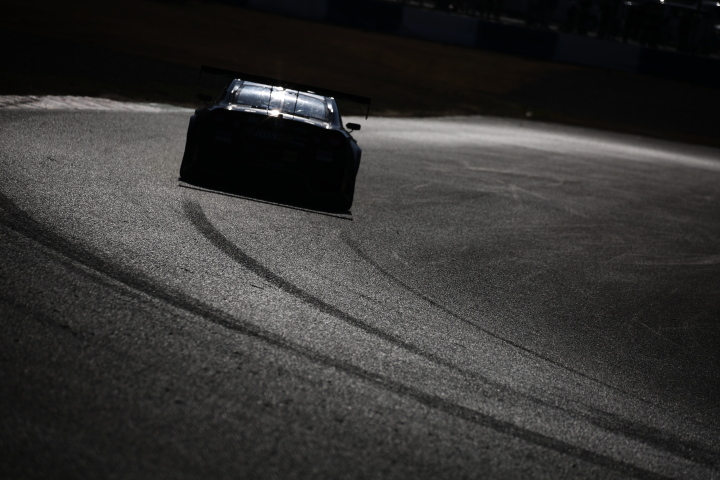 公式テスト岡山: 柴田優作／田中篤／清原章太組（GT300クラス・RUNUP Group＆DOES GT-R）