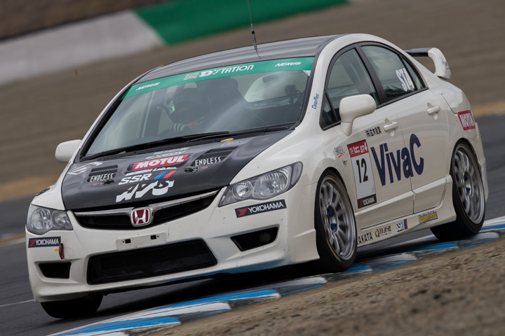 ST-4クラストップは12号車のHONDA CIVIC TYPE-R