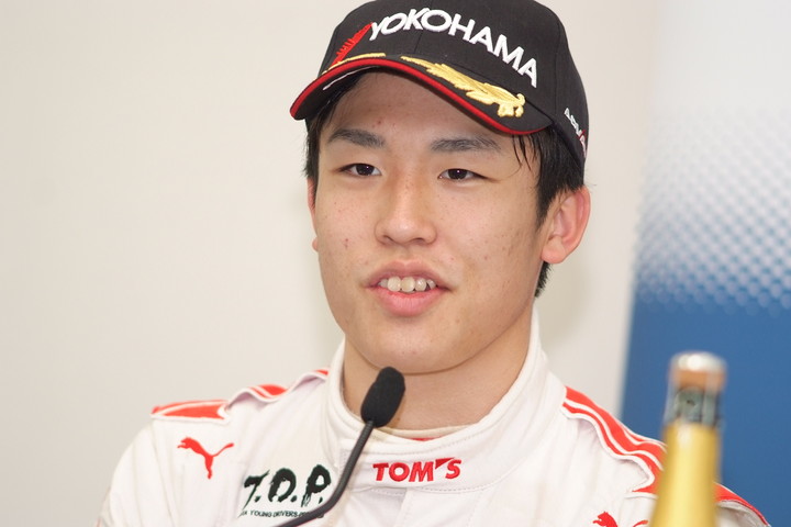 決勝記者会見: 決勝3位の坪井翔（TEAM TOM'S）