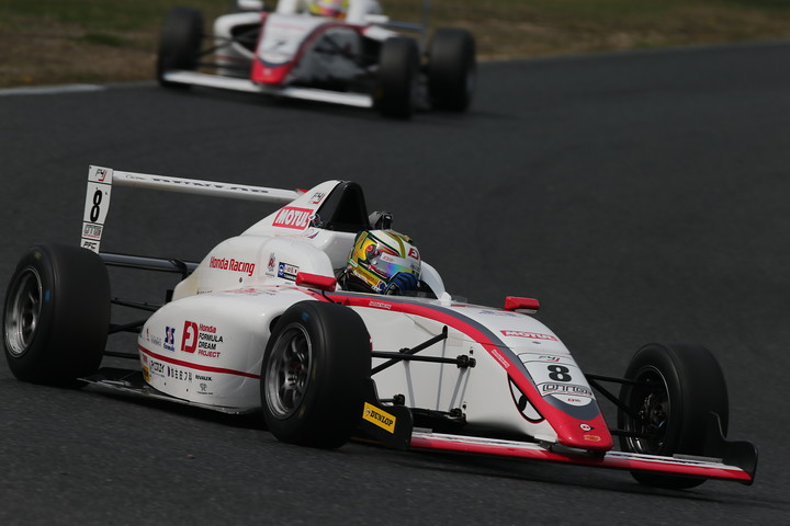 決勝3位は上村優太（HFDP/SRS/コチラレーシング）