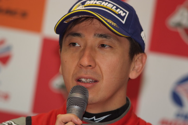 決勝記者会見: GT500クラス優勝の松田次生（NISMO）