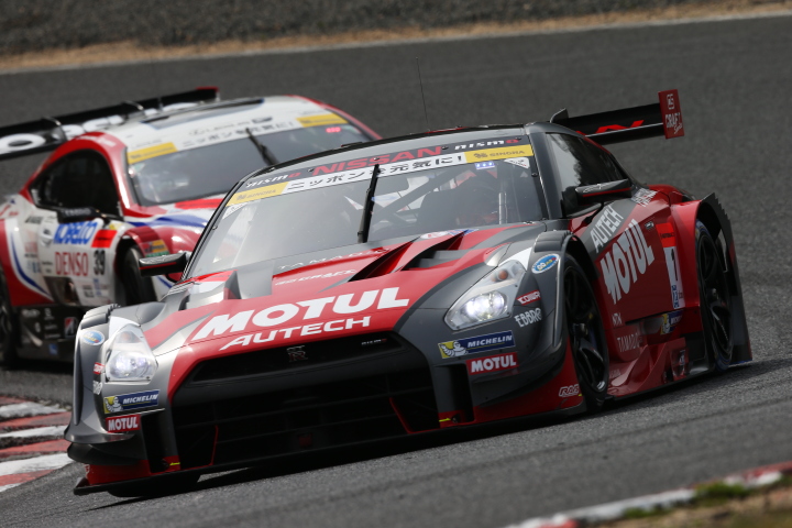 公式練習: ロニー・クインタレッリ（MOTUL AUTECH GT-R）