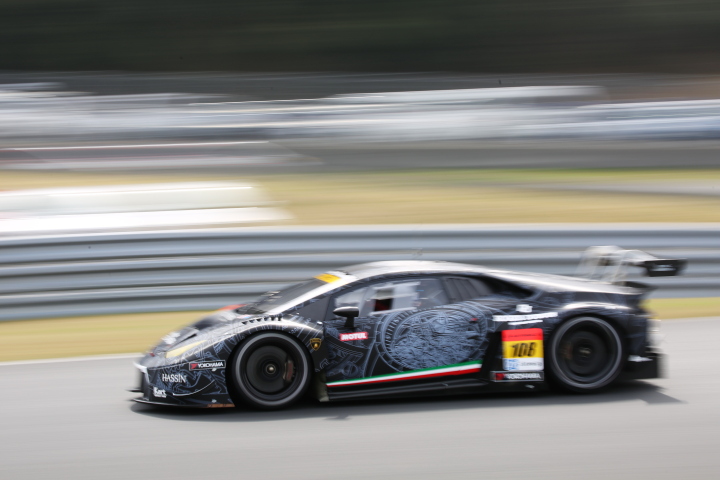 公式練習: 峰尾恭輔／ケイ・コッツォリーノ組（GT300クラス・DIRECTION 108 HURACAN）