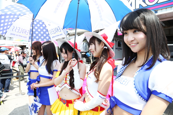 ピットウォーク: レースクイーン