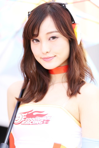 ピットウォーク: レースクイーン