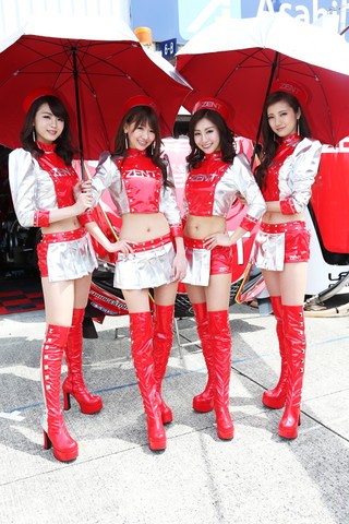 ピットウォーク: レースクイーン