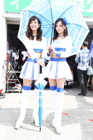 ピットウォーク: レースクイーン