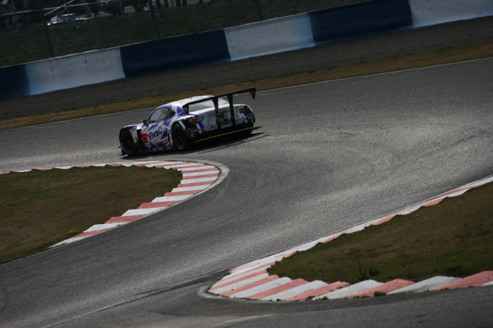 ノックアウト予選Q2: 土屋武士（VivaC 86 MC）