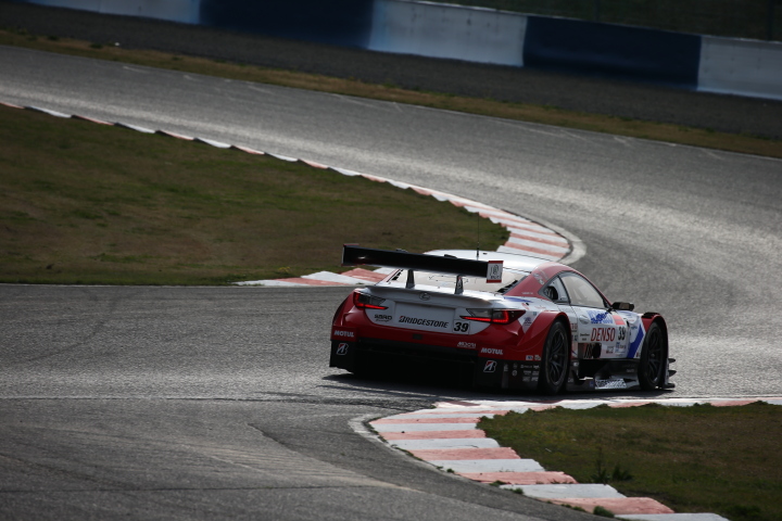 ノックアウト予選Q2: 平手晃平（DENSO KOBELCO SARD RC F）