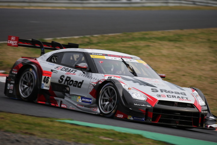 ノックアウト予選Q2: 本山哲（S Road CRAFTSPORTS GT-R）