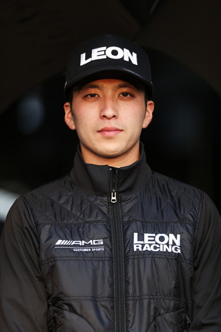 GTキッズウォーク: 蒲生尚弥（K2 R&D LEON RACING）