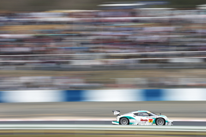 決勝レース: 加藤寛規（シンティアム・アップル・ロータス）