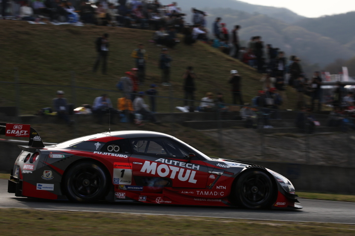 決勝レース: 松田次生（MOTUL AUTECH GT-R）