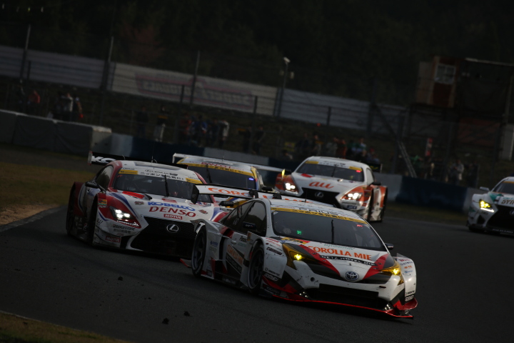 決勝レース: 永井宏明（TOYOTA PRIUS apr GT）