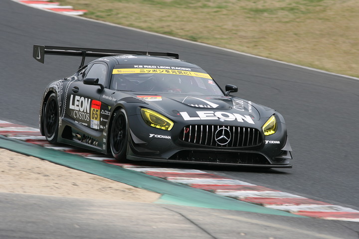 GT300クラス優勝は黒澤治樹／蒲生尚弥組（LEON CVSTOS AMG-GT）