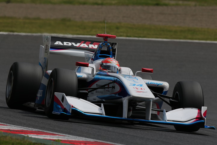 フリー走行1回目: トップタイムは小暮卓史（DRAGO CORSE SF14）