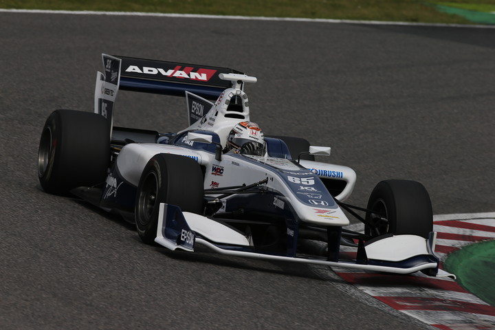 フリー走行2回目: 2位はベルトラン・バゲット（NAKAJIMA RACING SF14）