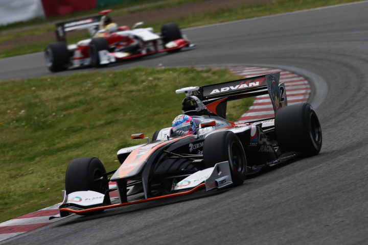 フリー走行1回目: 国本雄資（P.MU/CERUMO · INGING SF14）