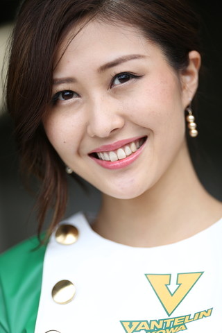 ピットウォーク: レースクイーン