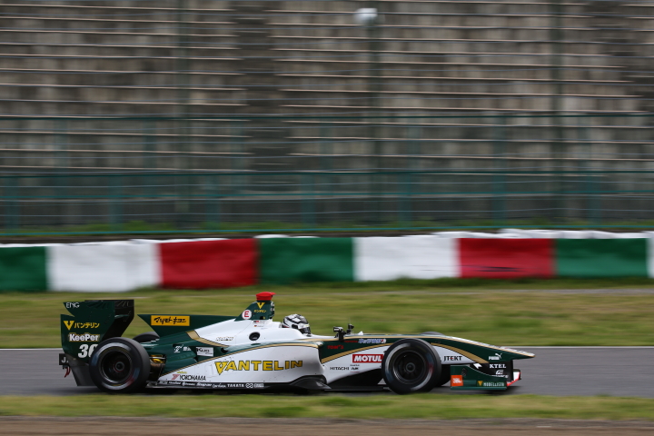 ノックアウト予選: アンドレ・ロッテラー（VANTELIN KOWA TOM’S SF14）