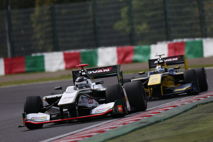 フリー走行2回目: アンドレ・ロッテラー（VANTELIN KOWA TOM’S SF14）