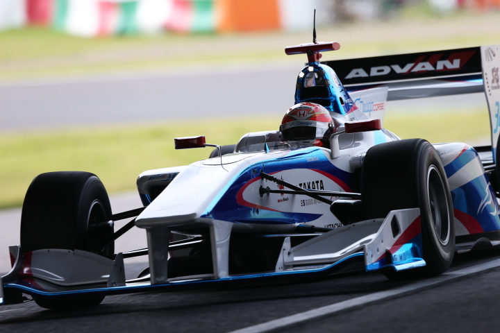 フリー走行2回目: 小暮卓史（DRAGO CORSE SF14）