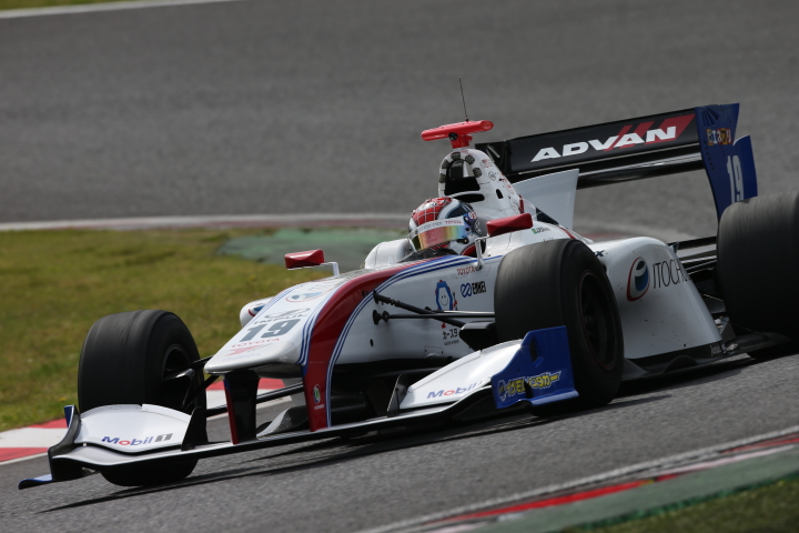 フリー走行2回目: ジョアオ・パオロ・デ・オリベイラ（ITOCHU ENEX TEAM IMPUL SF14）