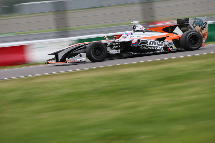 決勝レース: 国本雄資（P.MU/CERUMO・INGING SF14）