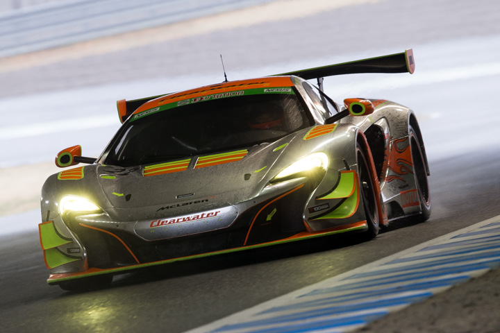 ウォームアップ2回目: 海外チームもS耐に殴り込み。Clearwater Racing by Mooncraft Cars（McLaren 650S GT3）