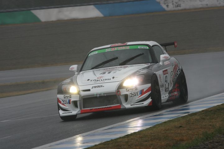 ウォームアップ2回目: ST-4クラスクラストップは植松忠雄／井出有冶／石川京侍組（TAKUMI × HERO'S SSR ings S2000）