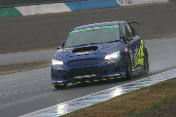 ウォームアップ2回目: ST-2クラスクラストップは大澤学／後藤比東至組（DAMD MOTUL ED WRX STI）