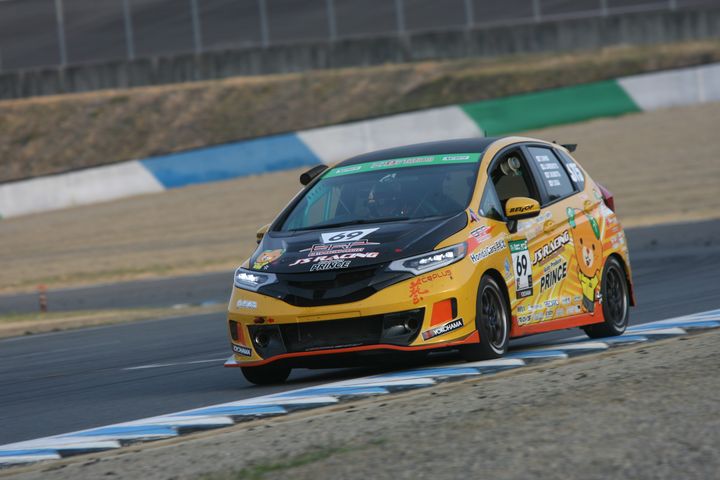 ST-5クラス優勝の大野尊久／梅本淳一／窪田俊浩／大賀裕介組（BRP★J'S RACINGホンダカーズ浜松北FIT）