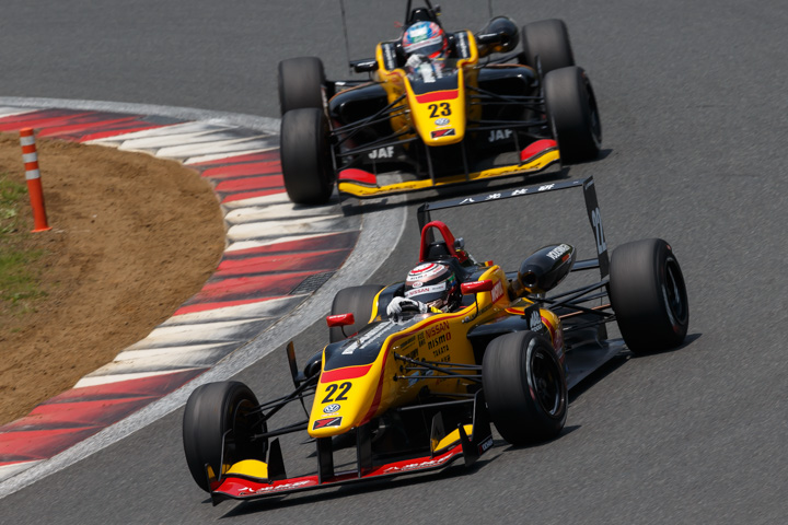 マーデンボローと千代勝正、NDDP同士の争い