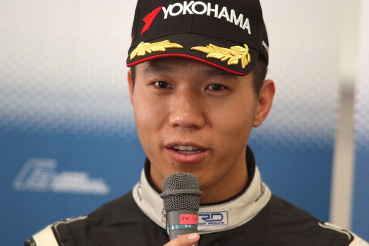 決勝記者会見: Nクラス優勝のアレックス・ヤン（Hanashima Racing）