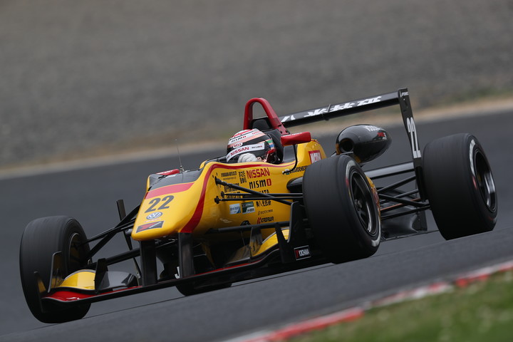 ポールポジションはヤン・マーデンボロー（B-MAX NDDP F3）