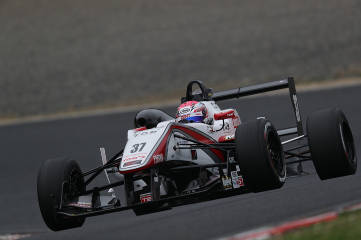 予選3位は坪井翔（ZENT TOM'S F314）