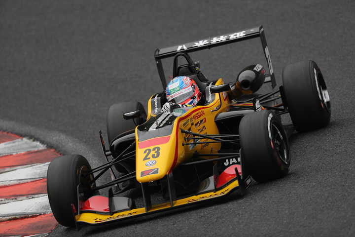 予選2位は千代勝正（B-MAX NDDP F3）