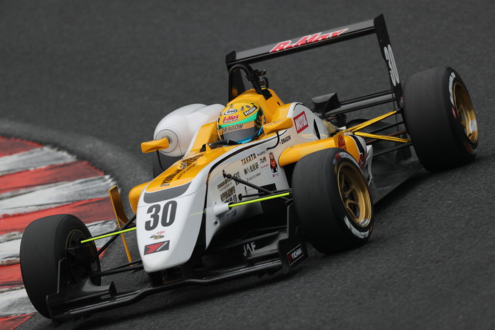 Nクラス予選2位はDRAGON（B-Max Racing F308）