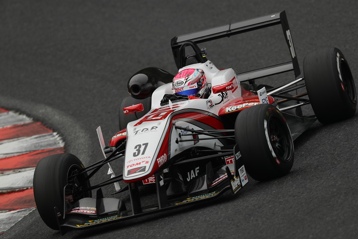 予選3位は坪井翔（ZENT TOM'S F314）