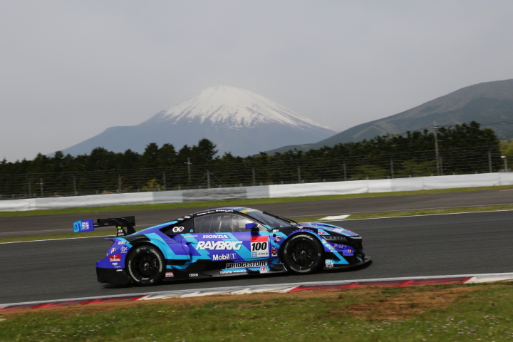 公式練習: 山本尚貴／伊沢拓也組（GT500クラス・RAYBRIG NSX CONCEPT-GT）