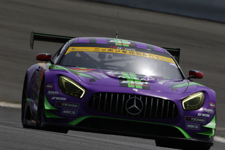 公式練習: 鶴田和弥（GT300クラス・エヴァRT初号機Rn-s AMG GT）