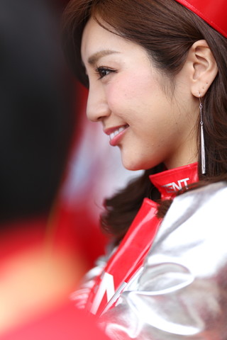 ピットウォーク: レースクイーン