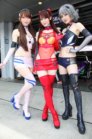 ピットウォーク: レースクイーン