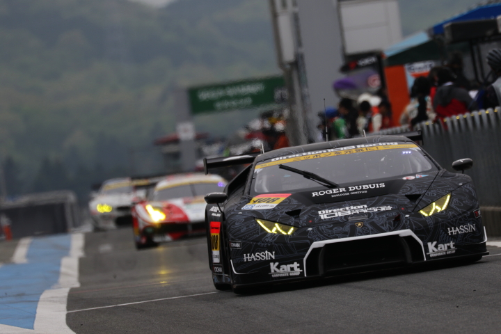 GT300クラスノックアウト予選Q1: ケイ・コッツォリーノ（DIRECTION 108 HURACAN）