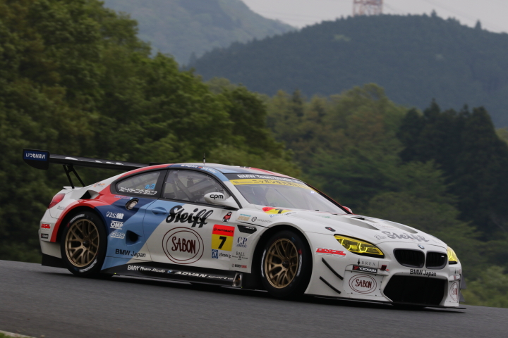 GT300クラスノックアウト予選Q2: 荒聖治（Studie BMW M6）