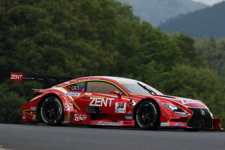 GT500クラスノックアウト予選Q2: 立川祐路（ZENT CERUMO RC F）