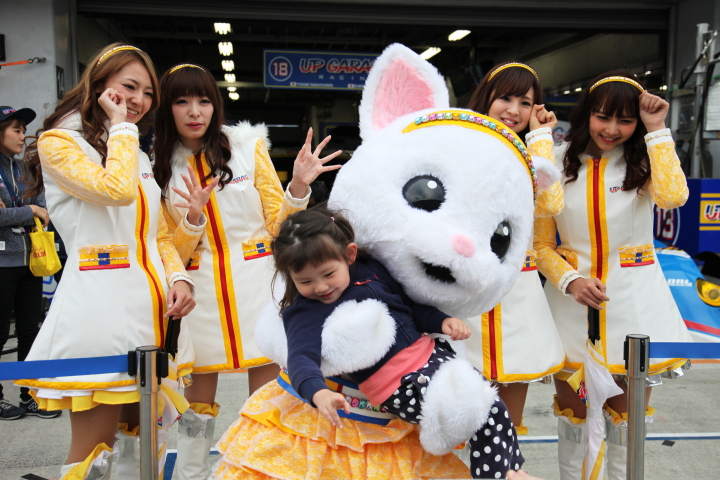 GTキッズウォーク: レースクイーン