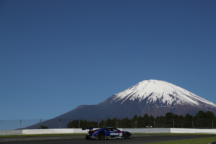 フリー走行: 塚越広大／小暮卓史組（KEIHIN NSX CONCEPT-GT）