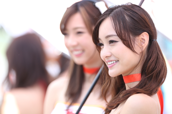 ピットウォーク: レースクイーン