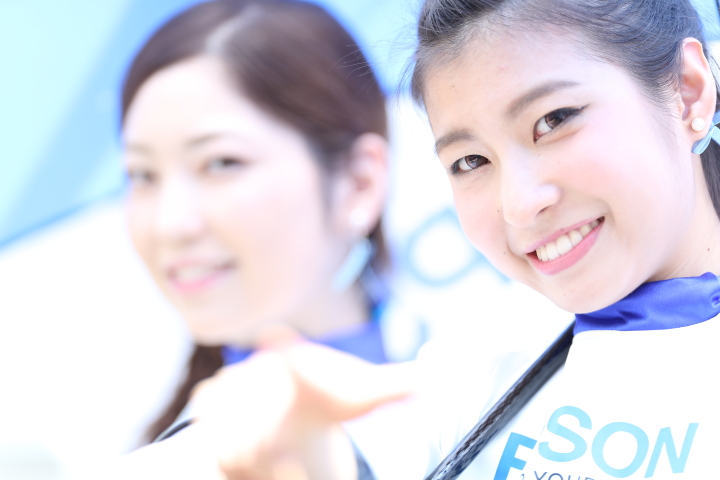 ピットウォーク: レースクイーン